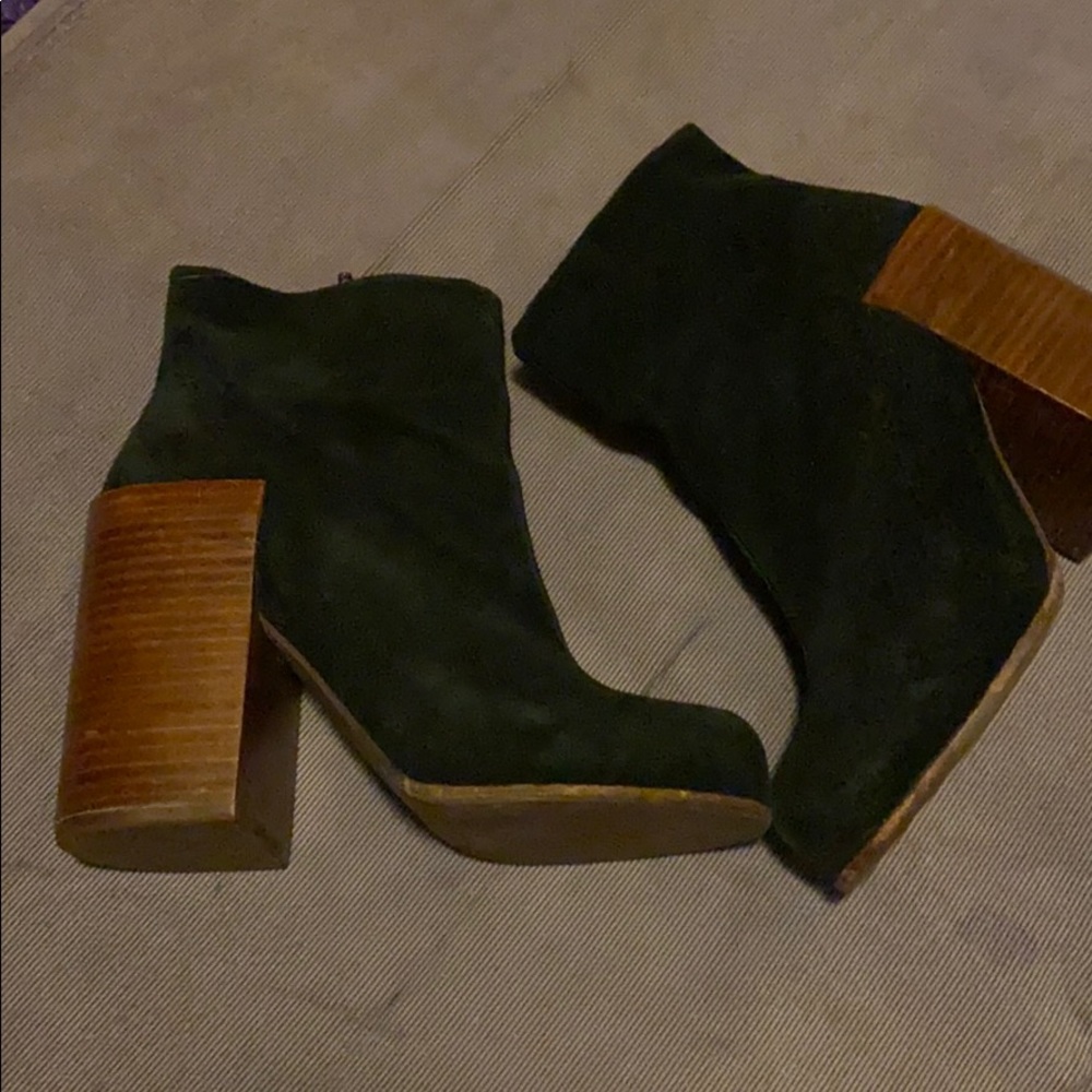 Ramble Block Heeled Boot